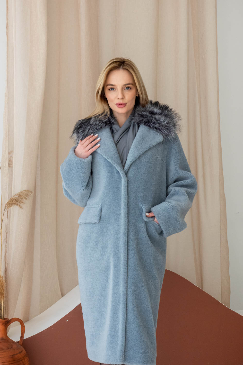 Пальто женское из эко-меха GRV Premium Furs M-2274
