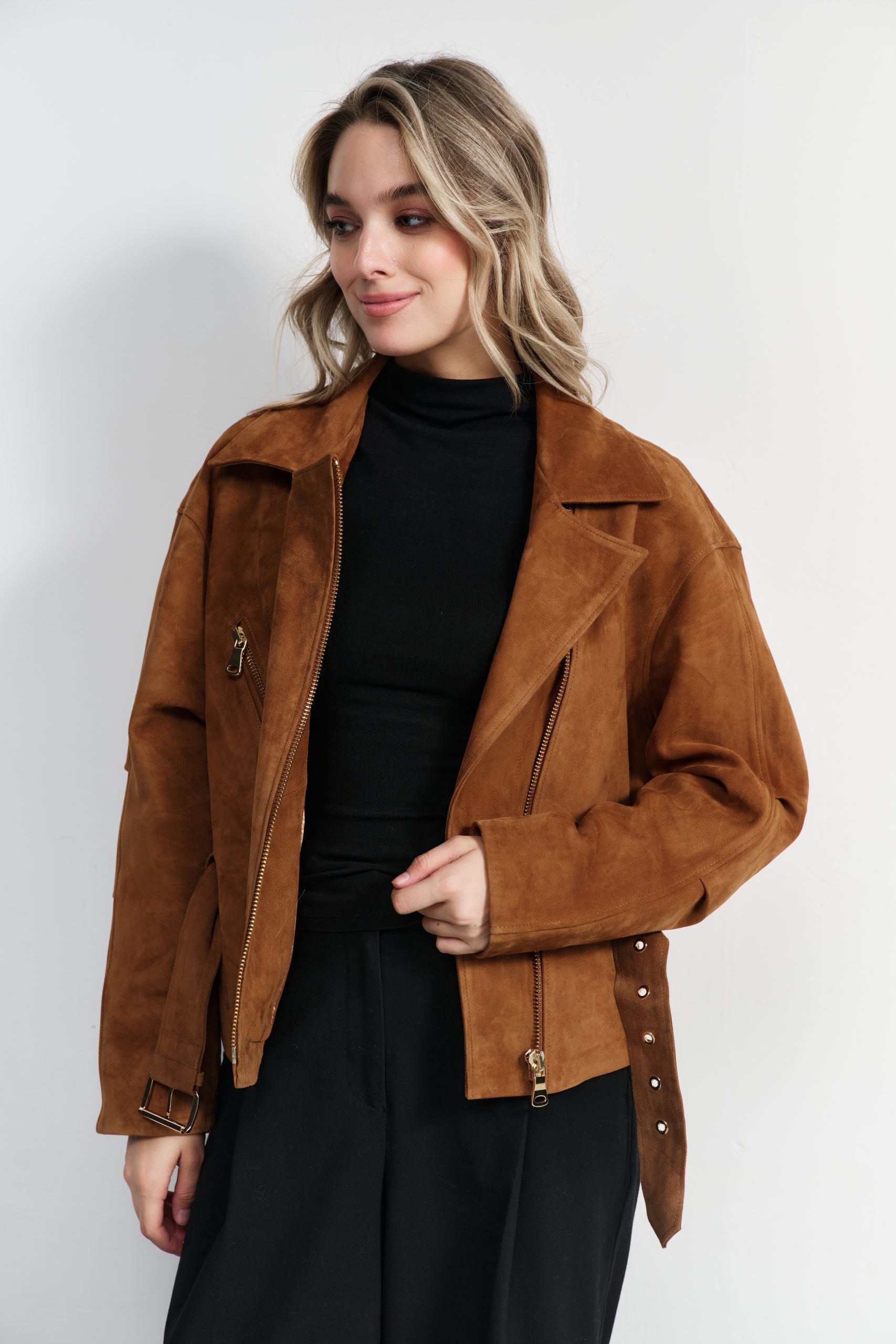 Куртка женская из натуральной кожи OKSA FASHION Z-2608LP/55OF Куртка женская из натуральной кожи OKSA FASHION Z-2608LP/55OF